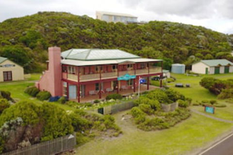 Cape Bridgewater Sea View Lodge - QLD Tourism 0