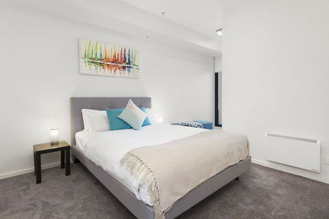 Melbourne Holiday Apartments Flinders Wharf - Queensland Tourism 3