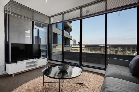 Melbourne Holiday Apartments Flinders Wharf - Queensland Tourism 2