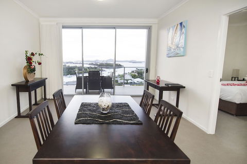 Curtis Central Apartments - Queensland Tourism 2