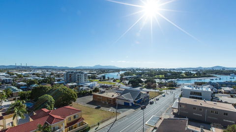 Curtis Central Apartments - Queensland Tourism 4