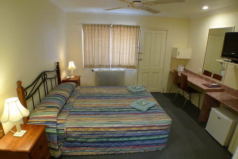 Parkhaven Motel - Queensland Tourism 2