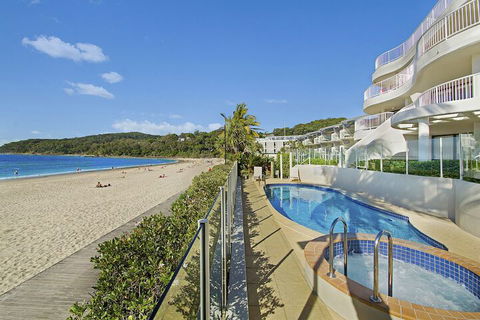 La Mer Noosa - QLD Tourism 1
