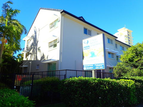 Blue Waters Apartments - Queensland Tourism 4