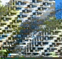 Olympus Apartments - Queensland Tourism