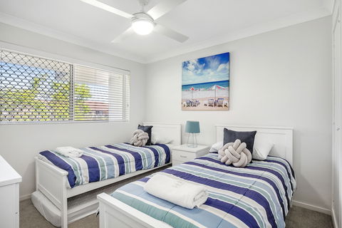 Kirra Palms Holiday Apartments - Queensland Tourism 2