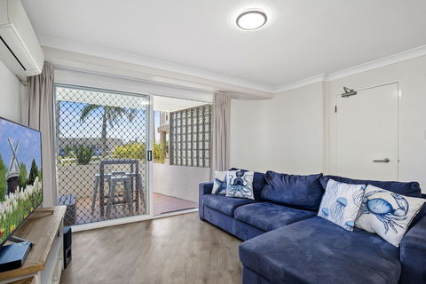 Kirra Palms Holiday Apartments - Queensland Tourism 1