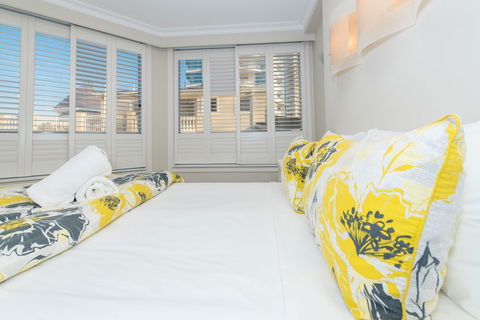 La Grande Apartments Broadbeach - QLD Tourism 5