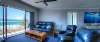 Narrowneck Court - QLD Tourism 4