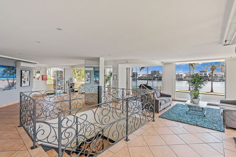 Spectrum Apartments - QLD Tourism 4
