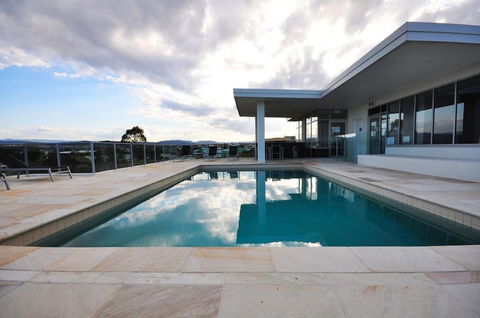 Chancellor Lakeside - Queensland Tourism 3