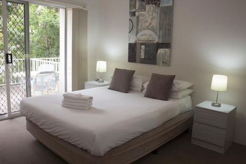 Bayview Bay Apartments & Marina - Queensland Tourism 4