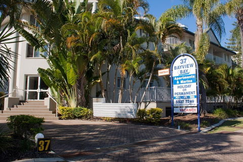 Bayview Bay Apartments & Marina - Queensland Tourism 0