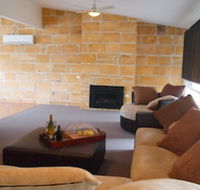 Warrnambool Cbd Townhouses - QLD Tourism