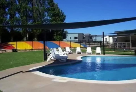 NRMA Victor Harbor Beachfront Holiday Park - QLD Tourism 5