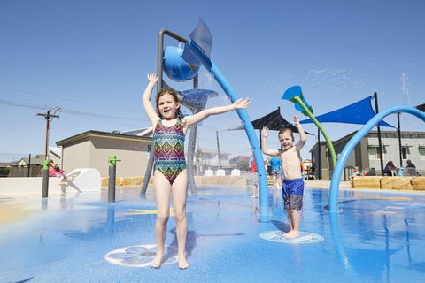NRMA Victor Harbor Beachfront Holiday Park - QLD Tourism 3