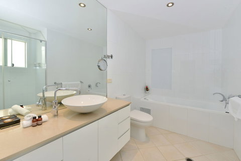 Bellevue At Trinity Beach - QLD Tourism 5