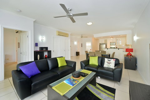 Bellevue At Trinity Beach - QLD Tourism 6