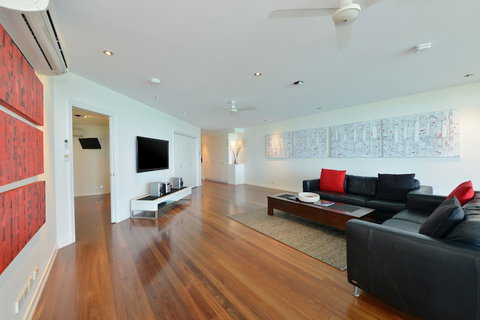 Bellevue At Trinity Beach - QLD Tourism 4