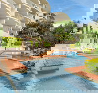 Bellevue At Trinity Beach - QLD Tourism