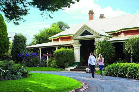 Vacy Hall Toowoomba's Grand Boutique Hotel - QLD Tourism 0