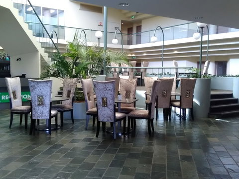 Tamwell Motel And Coffee Lounge - QLD Tourism 1