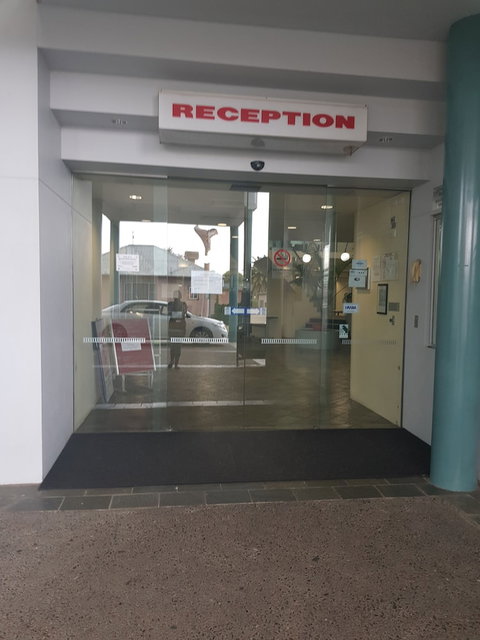 Tamwell Motel And Coffee Lounge - QLD Tourism 0