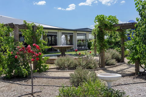 Stockmans Motel - QLD Tourism 1