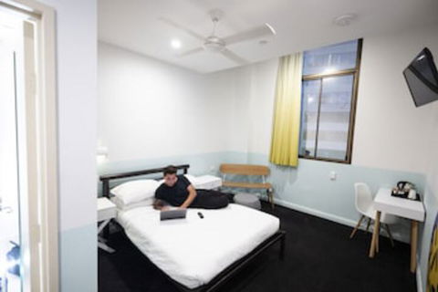 Sydney Central YHA - Hostel - QLD Tourism 0