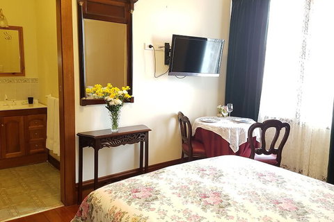 The Postmaster Inn BnB - Queensland Tourism 5