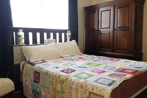 The Postmaster Inn BnB - Queensland Tourism 2