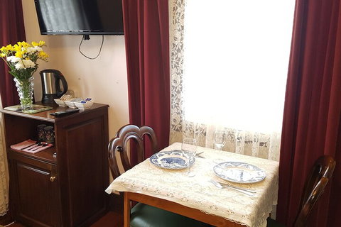 The Postmaster Inn BnB - Queensland Tourism 4