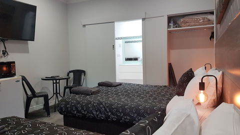 Motel24seven - QLD Tourism 6