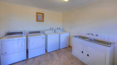 Sweetwater Villas - Queensland Tourism 4