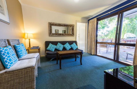 Nazaaray Beach House - Queensland Tourism 2