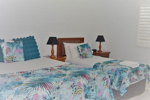 Central Park Motel - Queensland Tourism 6