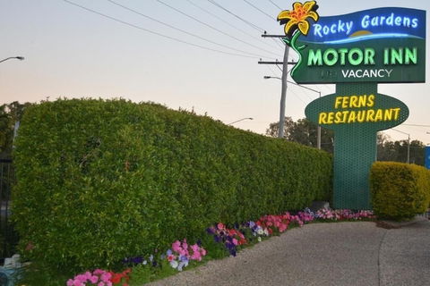 Rocky Gardens Motor Inn - Queensland Tourism 4