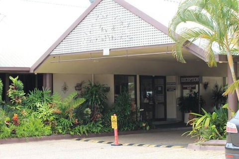 Glenmore Palms Motel - Queensland Tourism 1
