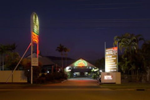 Glenmore Palms Motel - Queensland Tourism 0