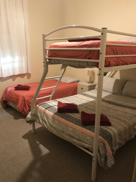 Travelway Motel - QLD Tourism 4