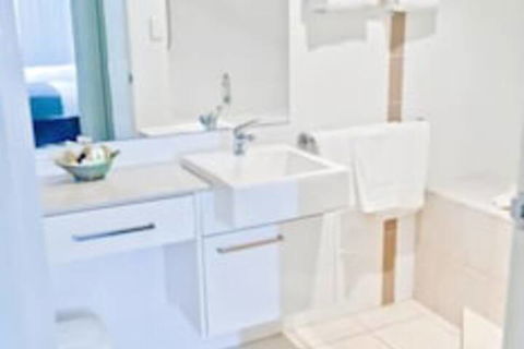 Beach Blue Resort - Queensland Tourism 4