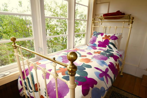 Annesley House - QLD Tourism 6
