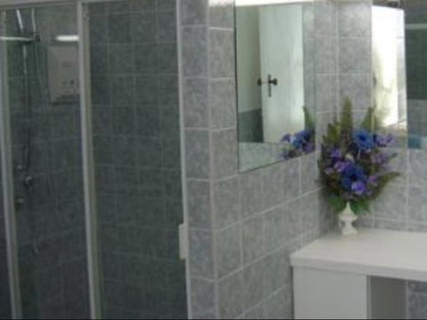 Squatters Cottage - QLD Tourism 2