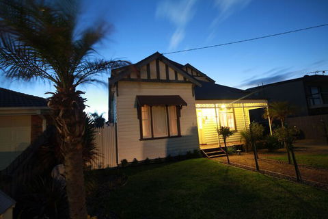 Pelican Sands Bed & Breakfast - QLD Tourism 2