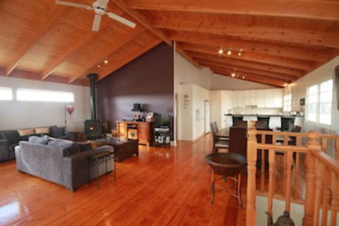 Pelican Sands Bed & Breakfast - QLD Tourism 0