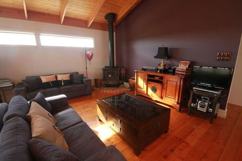 Pelican Sands Bed & Breakfast - QLD Tourism 4