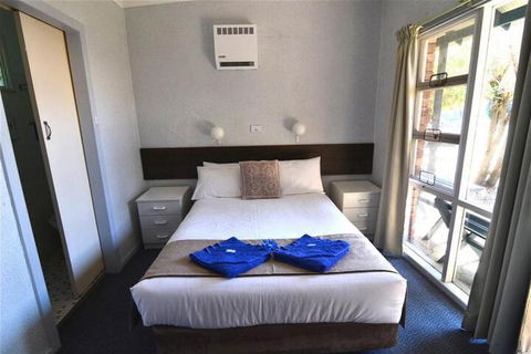 Narooma Motel - QLD Tourism 7