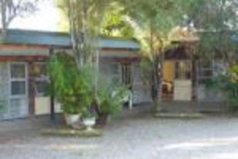 Narooma Motel - QLD Tourism 0