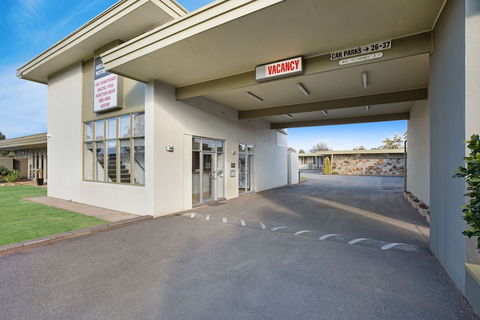 Adelaide Road Motor Lodge - Queensland Tourism 0
