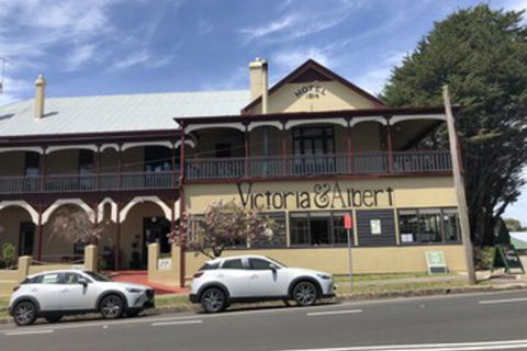 Victoria & Albert Guesthouse - Queensland Tourism 0